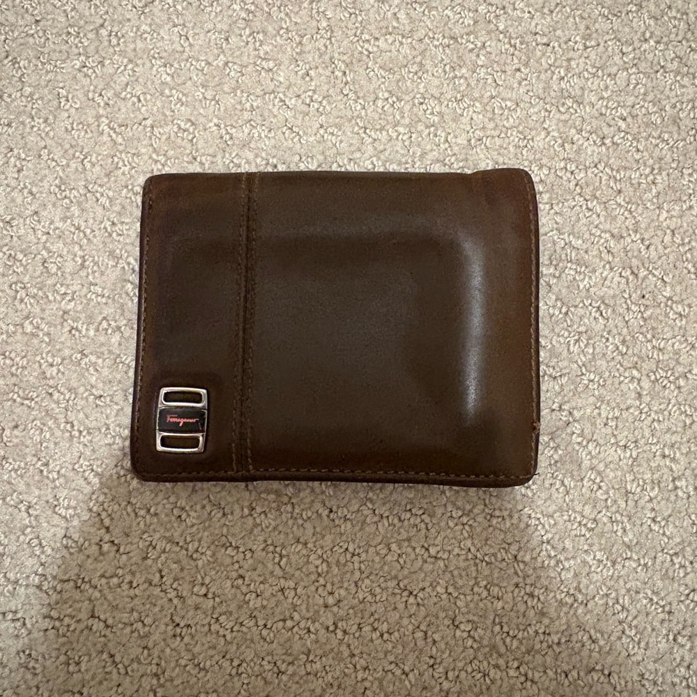 Salvatore Ferragamo Brown Leather Bifold Wallet Silver Logo Plate